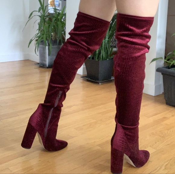 Aldo Tenesha Elegant Velvet Over-the-Knee Boots Deep Red Velvet Block Heel Sz 7 - Picture 2 of 5